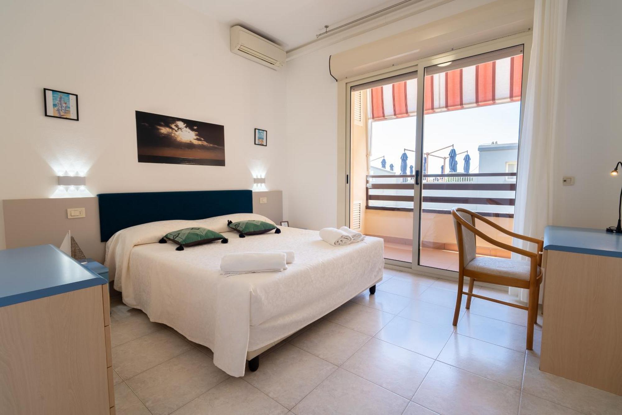 Residence La Rosa Di Nettuno 마리나디그로세토 외부 사진